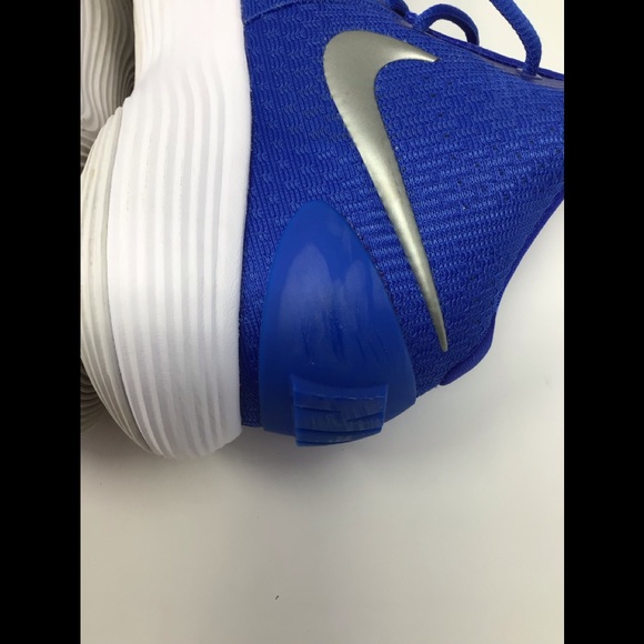 Nike’s Kevin Durant Hyper Dunks Blue Sneakers - Picture 5 of 9